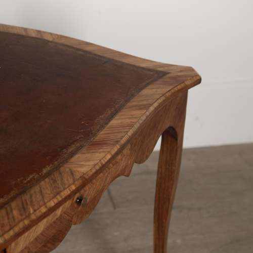 Early 20th Century French Walnut Bureau Plat