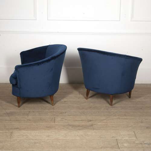 PAIR OF ITALIAN LOUNGE CHAIRS IN BLUE VELVET