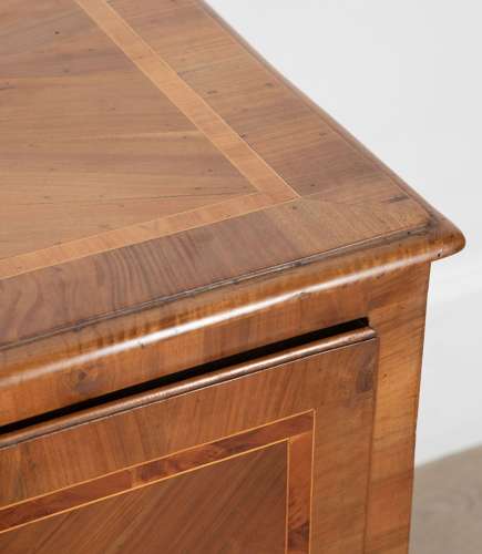 19TH CENTURY ITALIAN TWO DRAWER INLAID COMMODE
