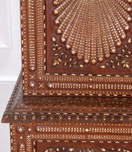 19TH CENTURY ANGLO INDIAN CUPBOARD