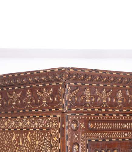 19TH CENTURY ANGLO INDIAN CUPBOARD