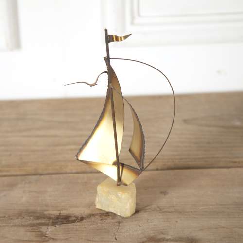 BRUTALIST YACHT ORNAMENT