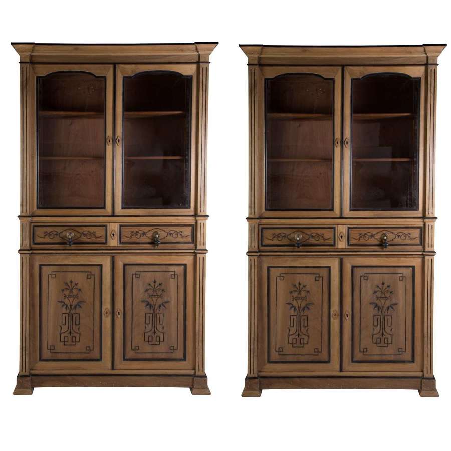 PAIR OF 19TH CENTURY WALNUT BOOKCASES