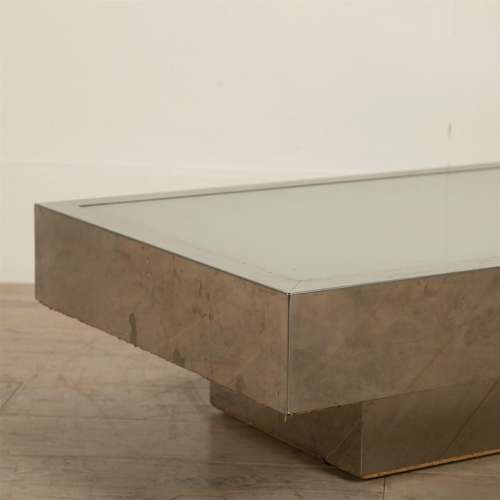 ILLUMINATING COFFEE TABLE