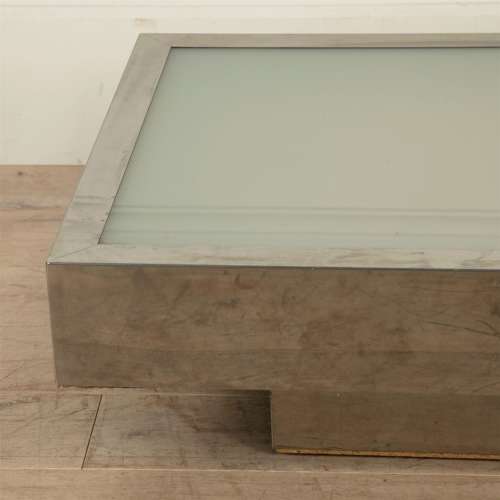 ILLUMINATING COFFEE TABLE