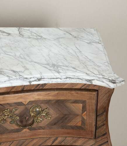 19th Century French Serpentine Fronted Commode